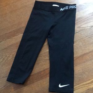 Nike pro workout Capri